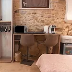 Sotto Le Mura 3* Pietra Montecorvino