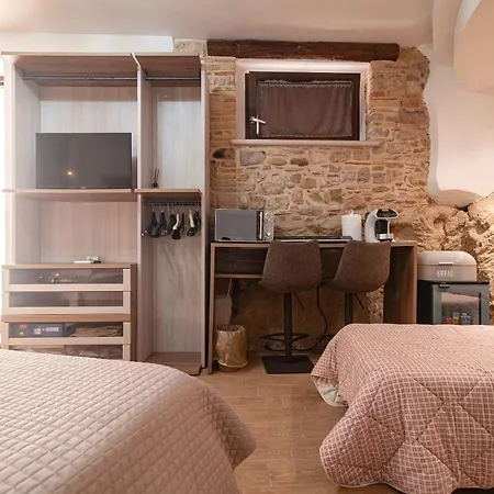 Bed & Breakfast Sotto Le Mura Pietra Montecorvino
