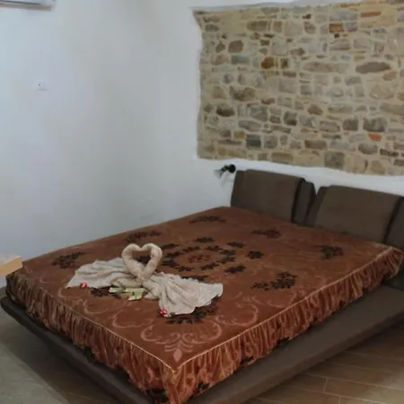 Sotto Le Mura Bed & Breakfast *