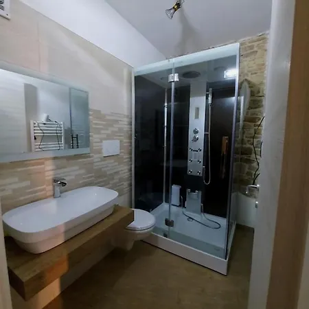 Bed & Breakfast Sotto Le Mura *