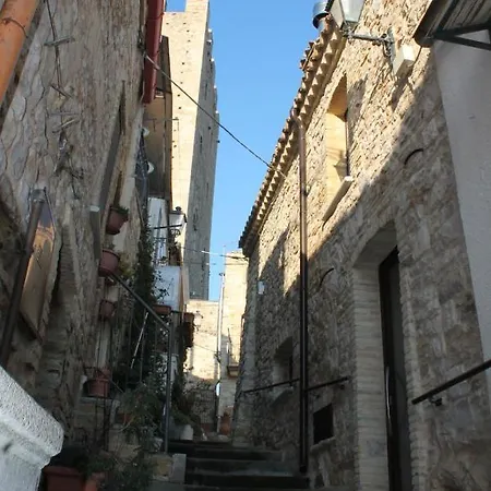 Sotto Le Mura Bed & Breakfast *